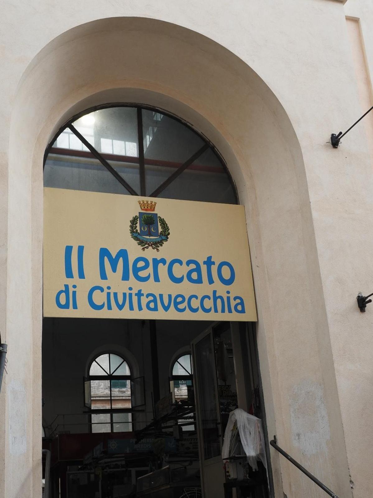 Regina Margherita Casa Vacanza 奇维塔韦基亚 外观 照片